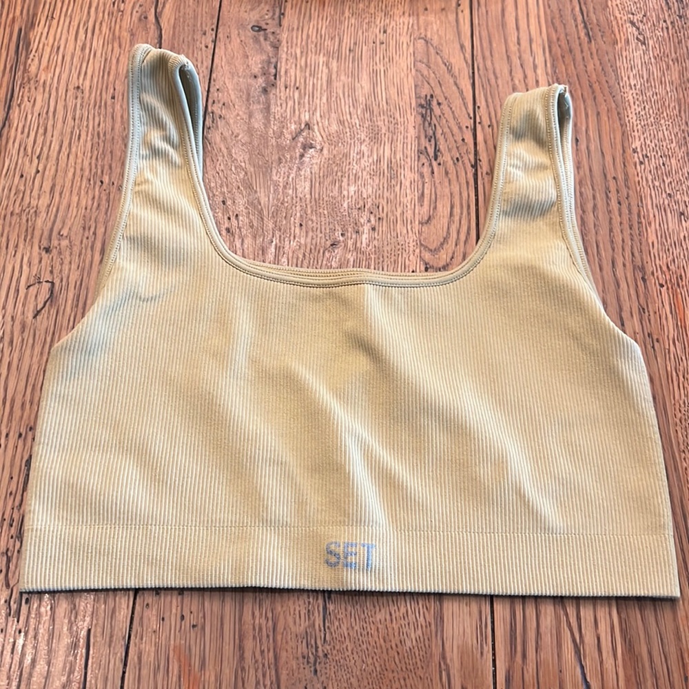 SET Active Ribbed Sports Bra in Light Olive